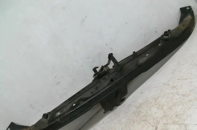 Traverse supérieure armature avant PEUGEOT 206 1.4 HDI FAP - 70 occasion