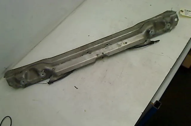 Traverse supérieure armature avant PEUGEOT 406 occasion