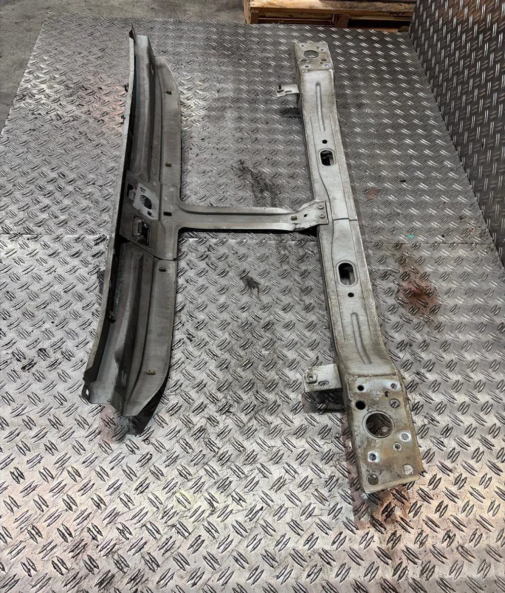 Traverse supérieure armature avant RENAULT MASTER 2 PHASE 1 occasion