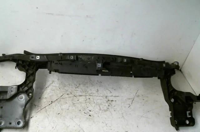 Traverse supérieure armature avant RENAULT MEGANE occasion