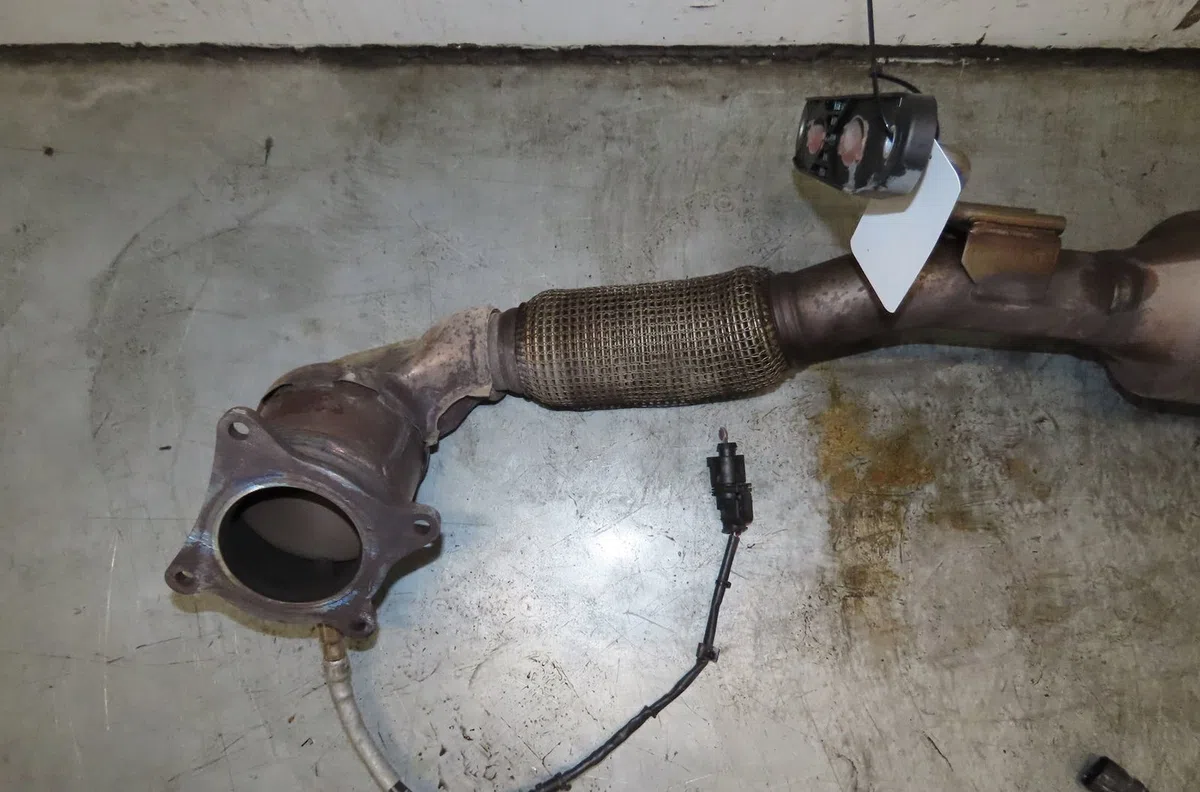 Tube echappement Audi A3 Décapotable (8P7) 1.8 tfsi (2008-2013) occasion