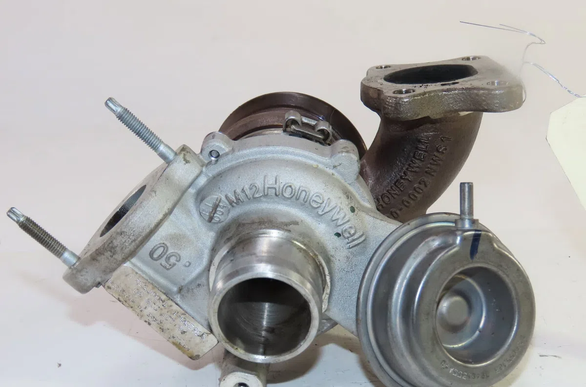 Turbo Ds DS 3 (SA_) 1.2 thp 110 - puretech 110 (sahnps) (2015-2019) occasion