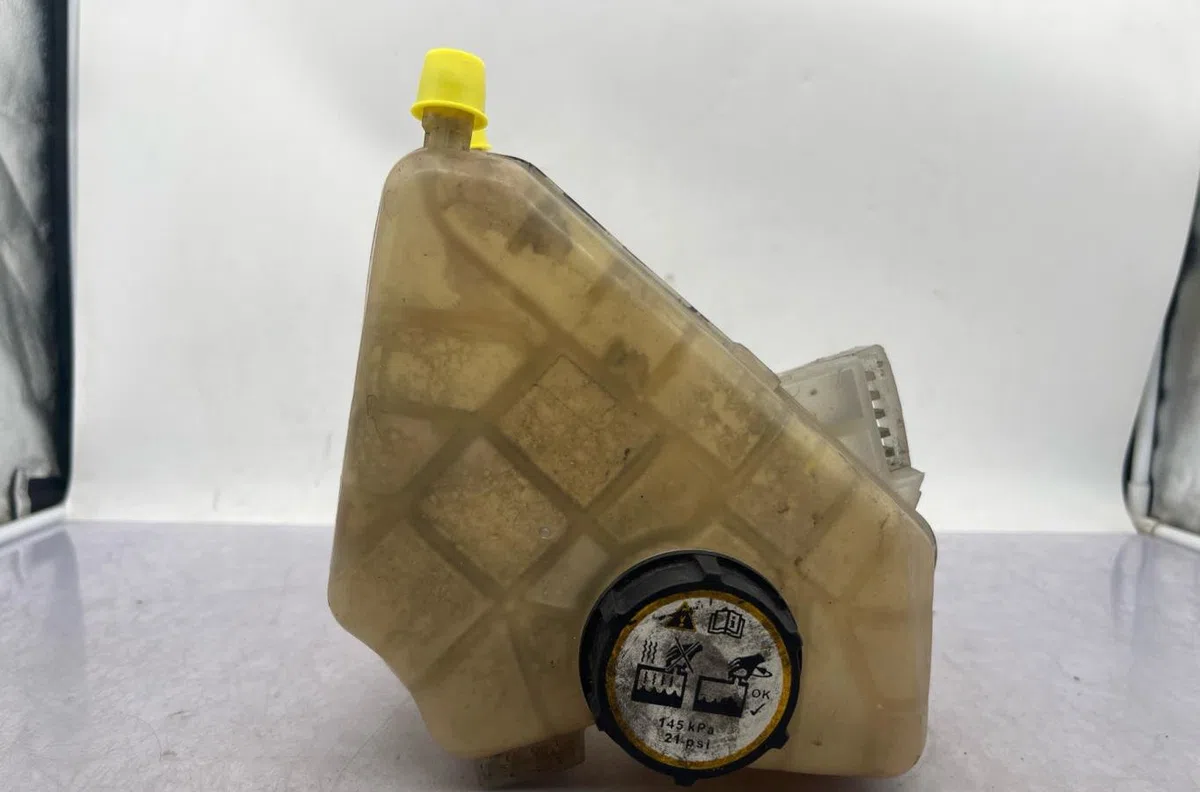 Vase expansion FORD FIESTA 6 PHASE 1 occasion