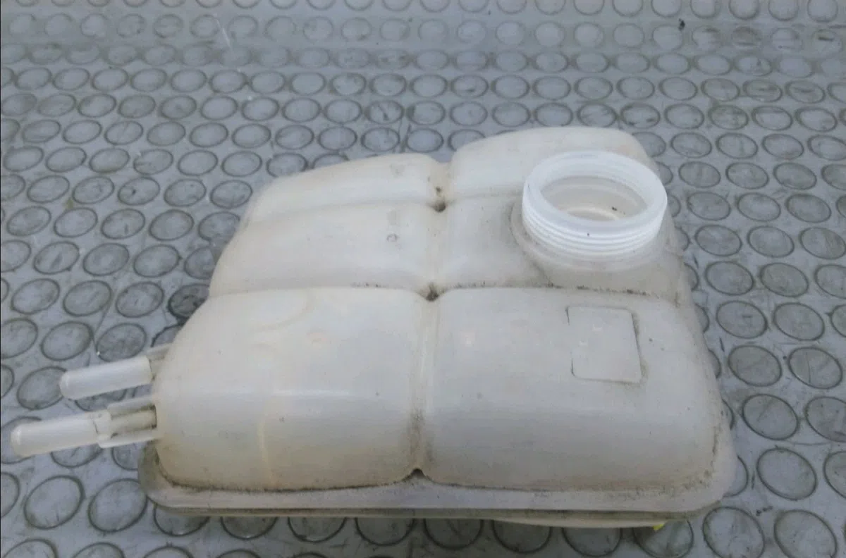Vase expansion Ford FOCUS II (DA_, HCP, DP) 1.6 tdci (2004-2012) occasion