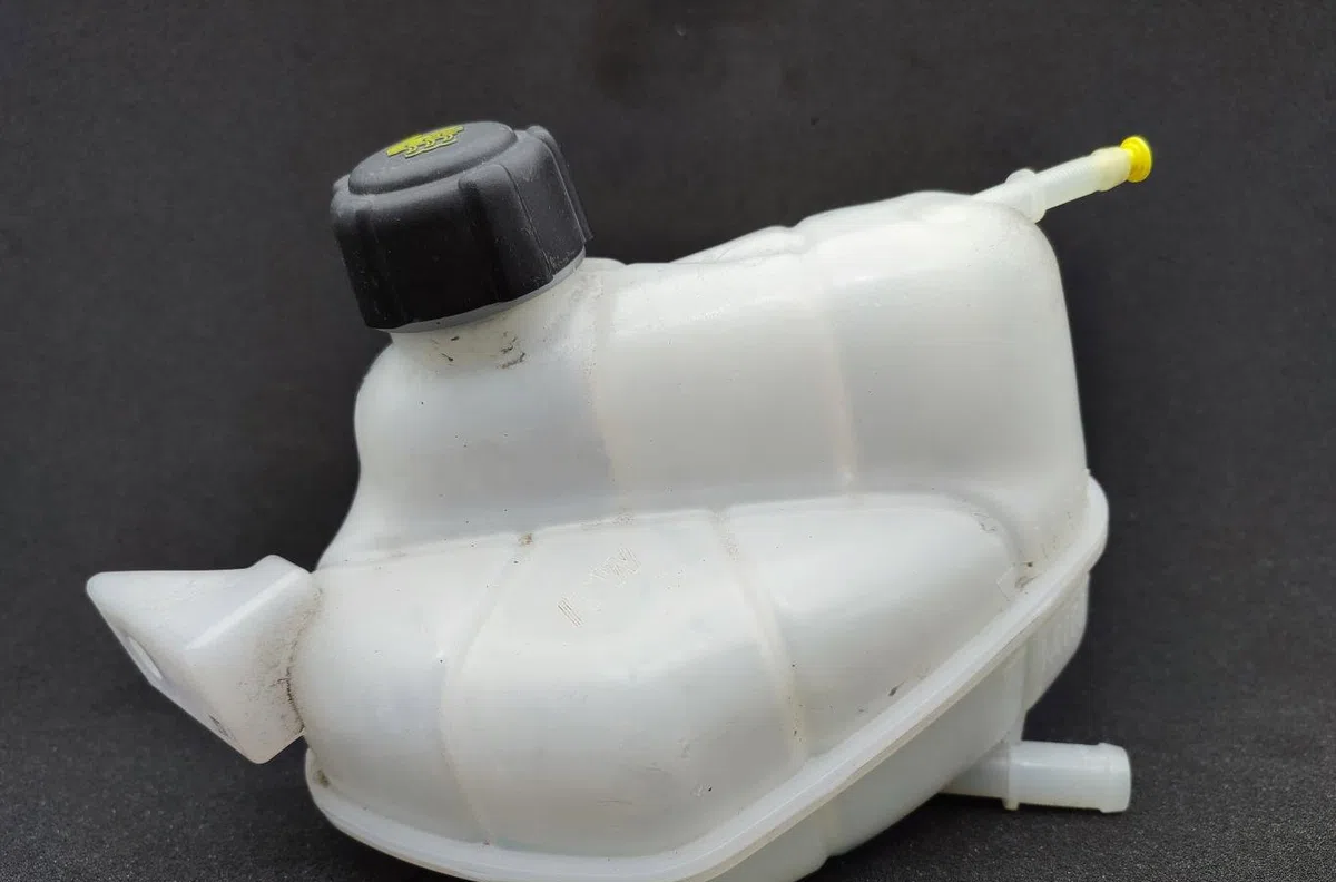 Vase expansion NISSAN X-TRAIL 3 PHASE 1 occasion