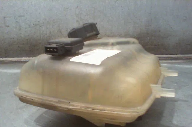Vase expansion Peugeot 807 (EB_) 2.2 hdi (2002) occasion