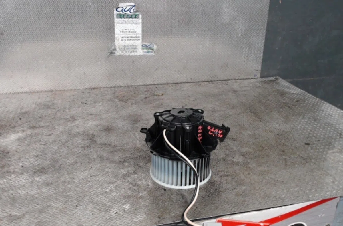 Ventilateur de chauffage OPEL ASTRA J  ASTRA J PHASE 1 occasion