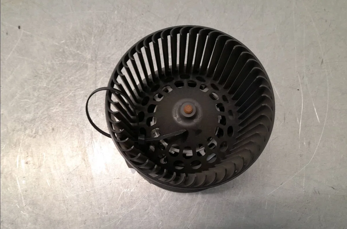 Ventilateur de chauffage PEUGEOT 207  1.6HDI 90ch occasion