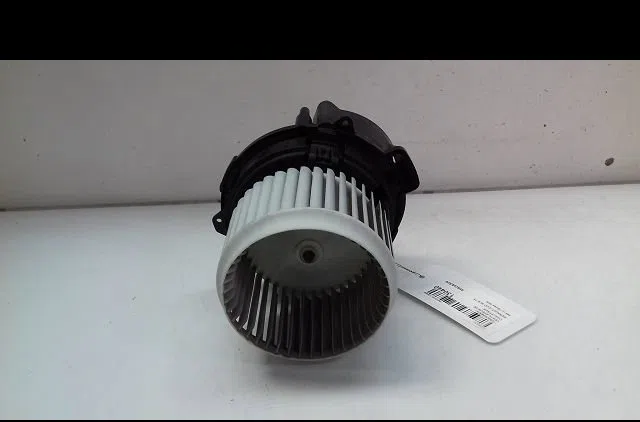 Ventilateur de chauffage Renault CLIO V (B7_) 1.0 sce 75 (b7m5) (2019) occasion