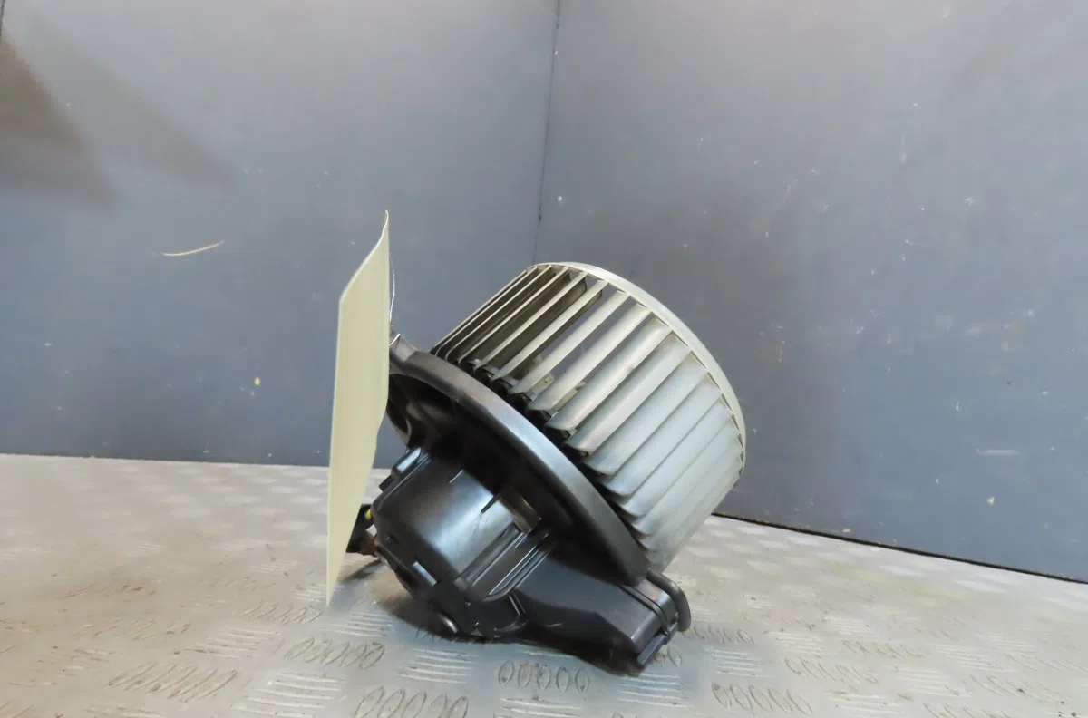 Ventilateur de chauffage TOYOTA COROLLA 2004 occasion