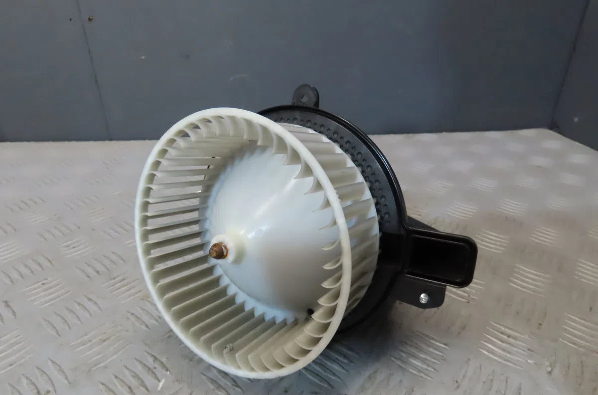 Ventilateur de chauffage VOLKSWAGEN POLO 2019 occasion