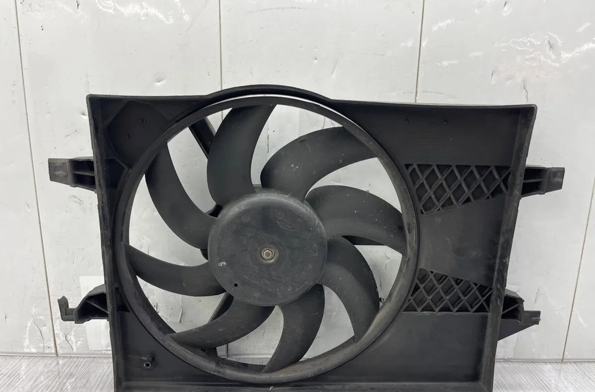 Ventilateur de refroidissement FORD FIESTA 5 PHASE 2 occasion