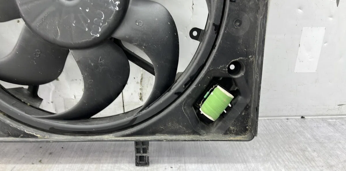Ventilateur de refroidissement FORD FIESTA 7 PHASE 1 occasion