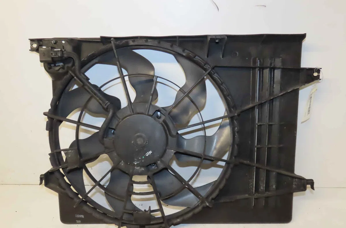 Ventilateur de refroidissement KIA SPORTAGE III occasion