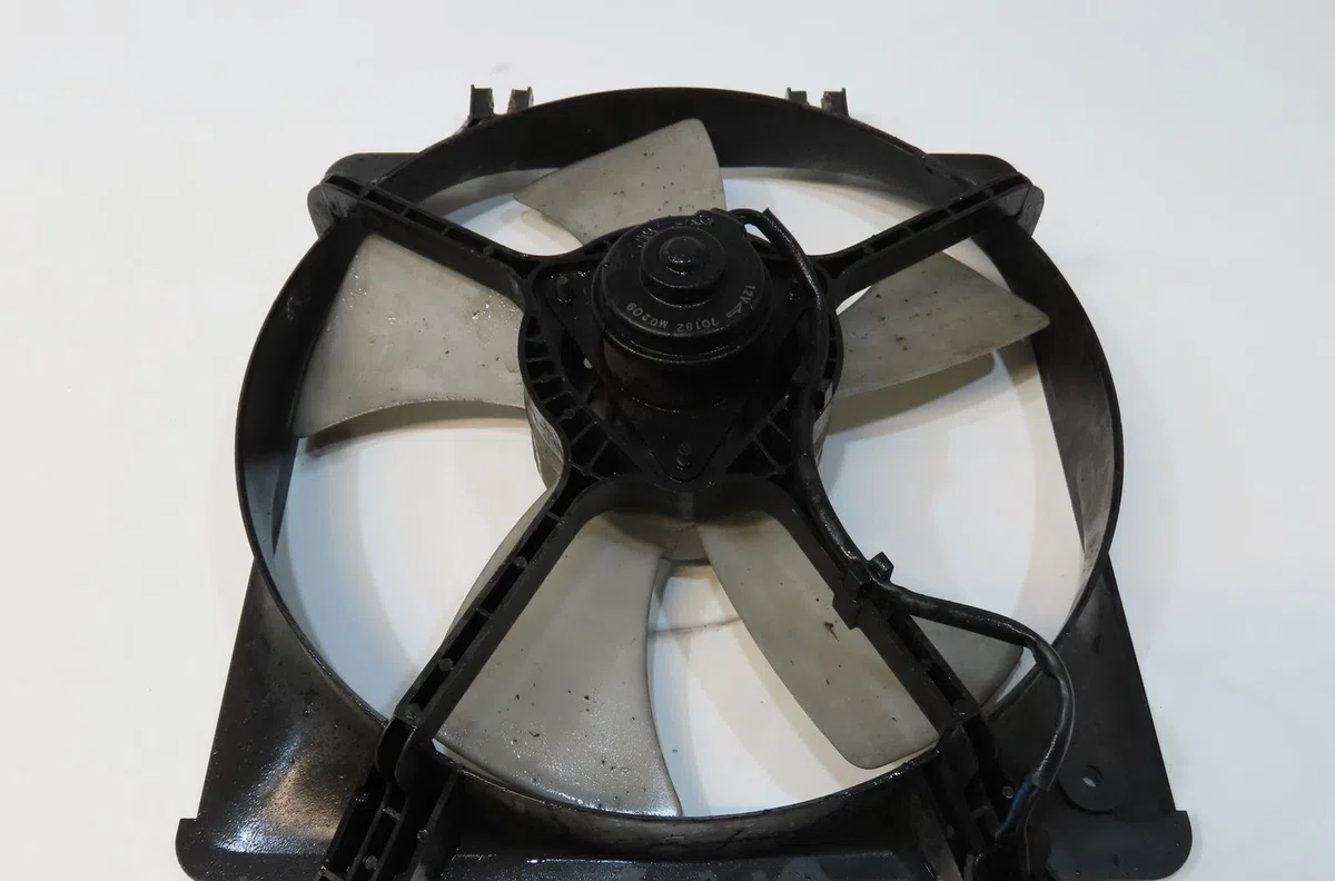 Ventilateur de refroidissement Mazda MX-5 I (NA) 1.6 (na6c) (1990-1994) occasion
