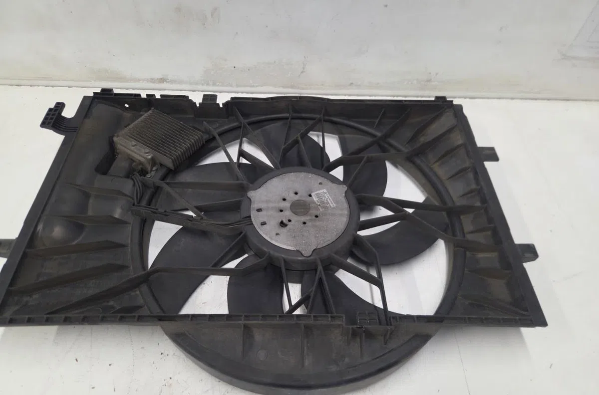 Ventilateur de refroidissement MERCEDES CLASSE C 203 PHASE 1 BREAK occasion