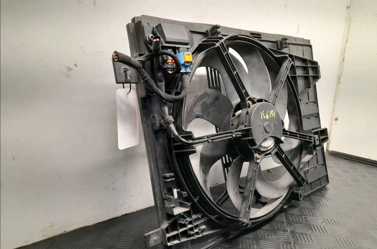 Ventilateur de refroidissement PEUGEOT 208 occasion