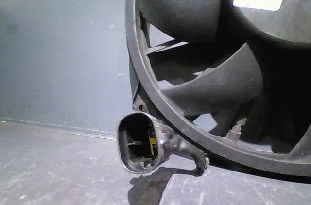 Ventilateur de refroidissement Peugeot 308 SW I (4E_, 4H_) 1.6 hdi (2009-2014) occasion