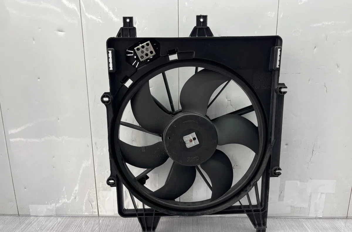 Ventilateur de refroidissement RENAULT CLIO 2 CAMPUS PHASE 2 occasion
