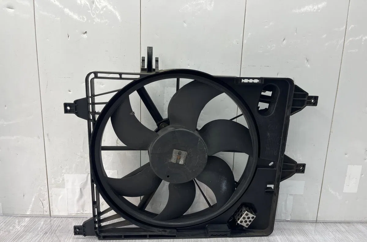 Ventilateur de refroidissement RENAULT CLIO 2 PHASE 2 occasion