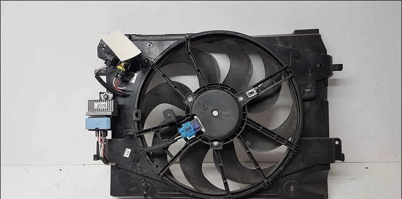 Ventilateur de refroidissement RENAULT CLIO IV occasion