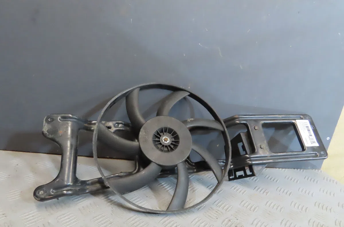 Ventilateur de refroidissement RENAULT MEGANE 1999 occasion