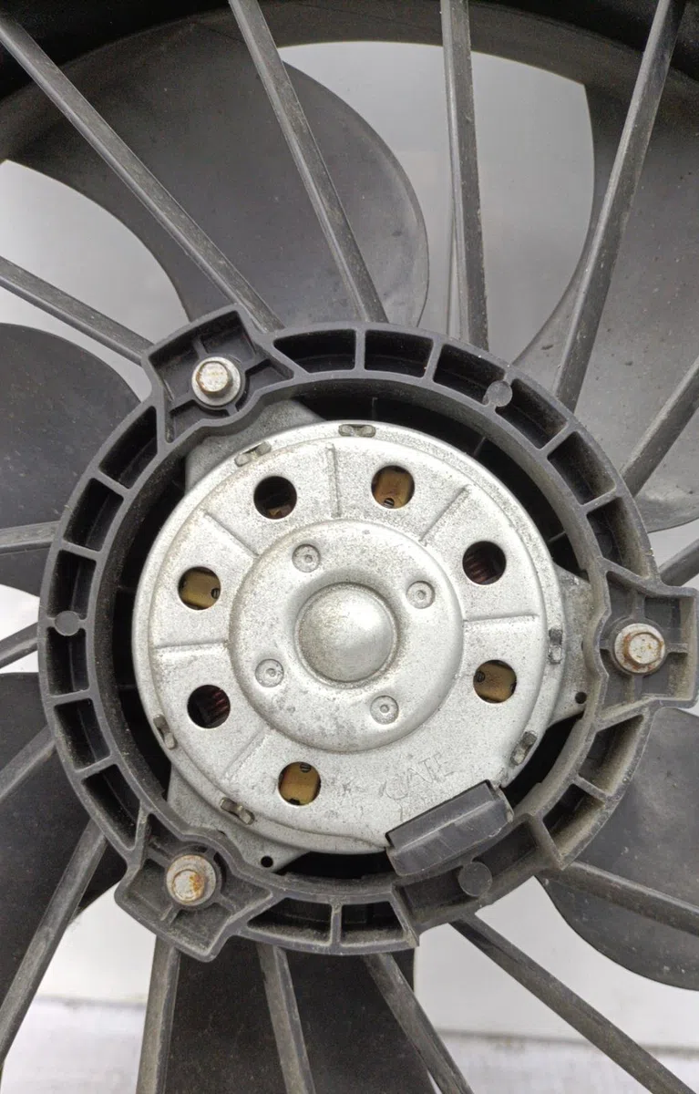 Ventilateur de refroidissement RENAULT MEGANE 2 PHASE 2 occasion