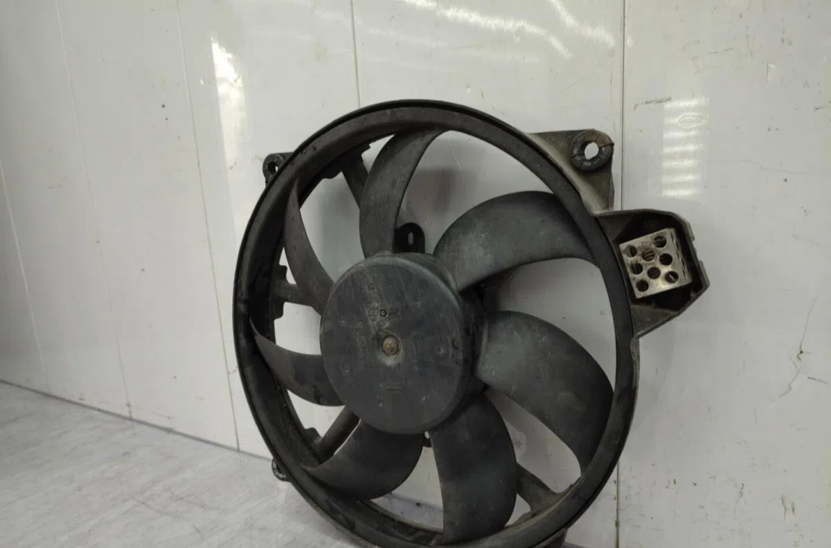 Ventilateur de refroidissement RENAULT MEGANE 3 PHASE 2 BREAK occasion