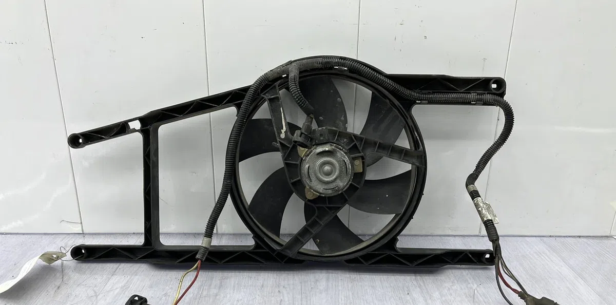 Ventilateur de refroidissement RENAULT SAFRANE PHASE 1 occasion
