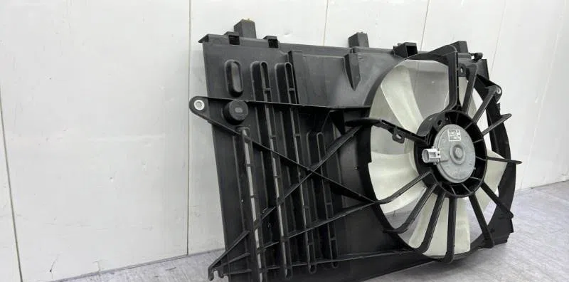 Ventilateur de refroidissement TOYOTA COROLLA 10 PHASE 2 occasion