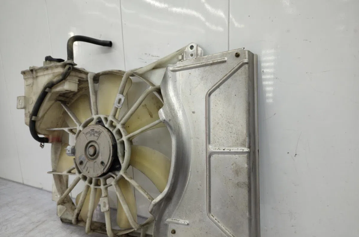 Ventilateur de refroidissement TOYOTA YARIS 1 PHASE 2 occasion