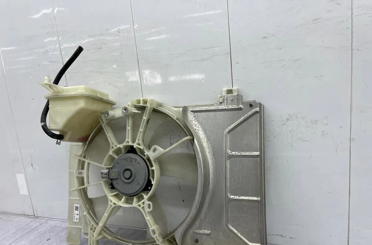 Ventilateur de refroidissement TOYOTA YARIS 2 PHASE 2 occasion