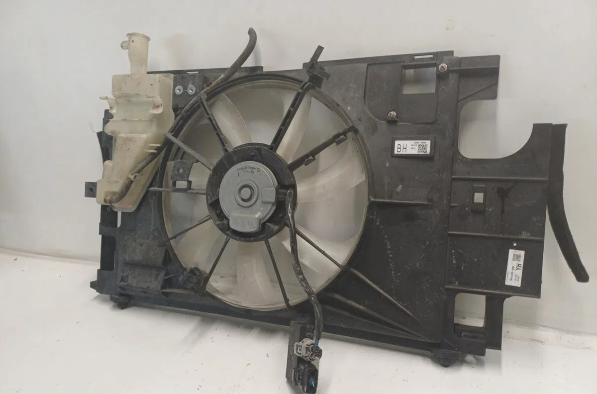 Ventilateur de refroidissement TOYOTA YARIS 3 PHASE 2 occasion