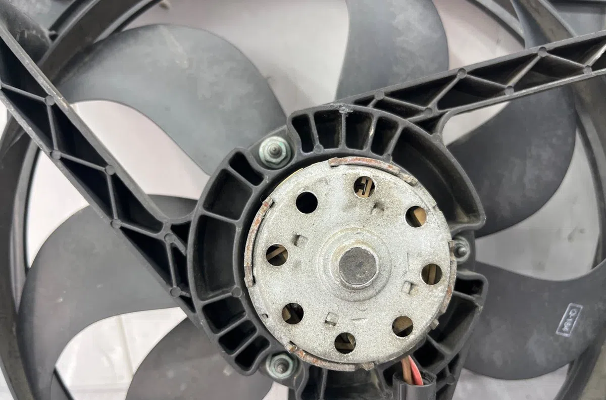 Ventilateur de refroidissement VOLKSWAGEN BORA occasion