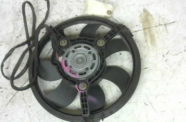 Ventilateur de refroidissement VOLKSWAGEN PASSAT 1999 occasion