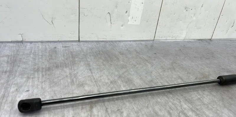 Verin g capot VOLKSWAGEN GOLF 7 PHASE 1 occasion