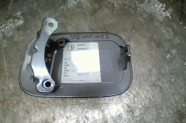 Volet de trappe carburant Audi A4 B6 (8E2) 2.5 tdi quattro (2000-2004) occasion