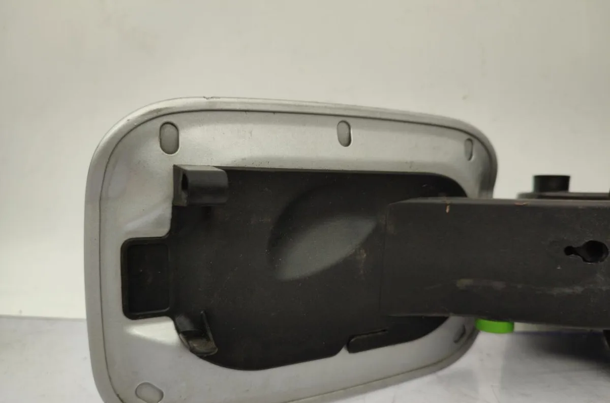 Volet de trappe carburant BMW SERIE 3 E46 COMPACT PHASE 1 occasion