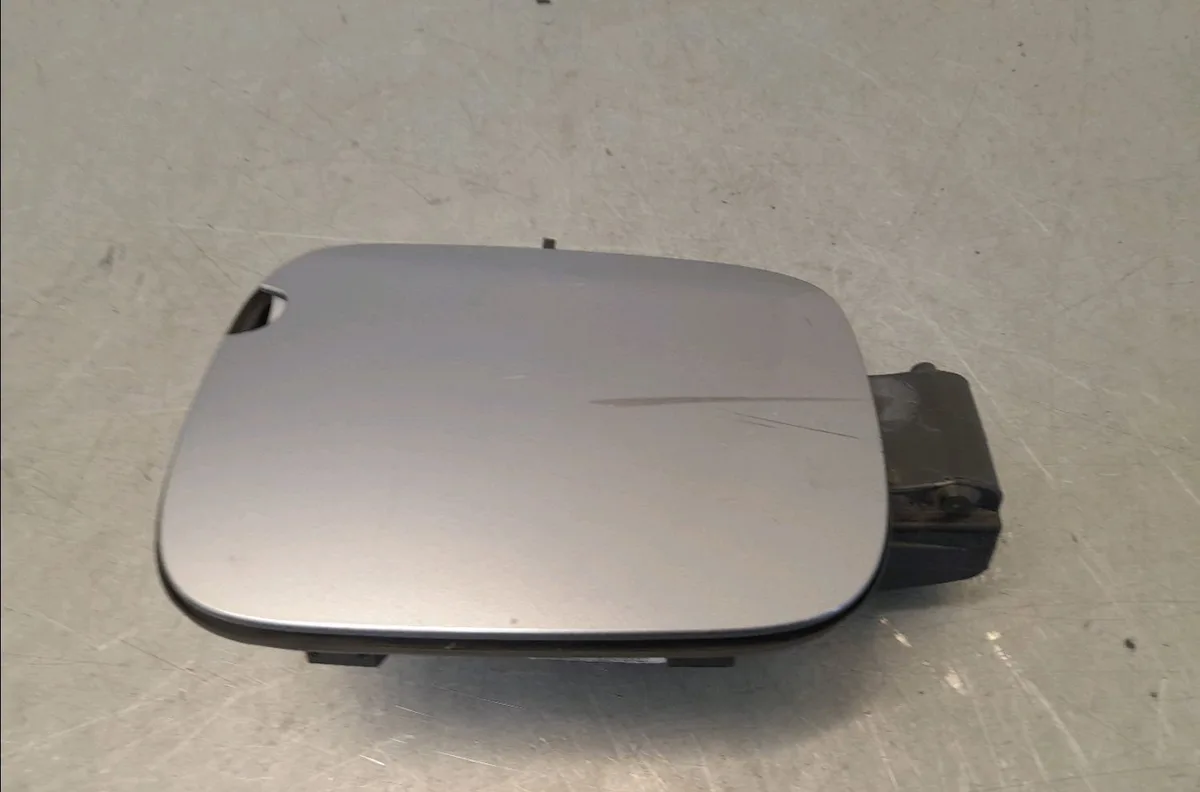 Volet de trappe carburant Citroen C3 III (SX) 1.2 thp 110 (2016) occasion