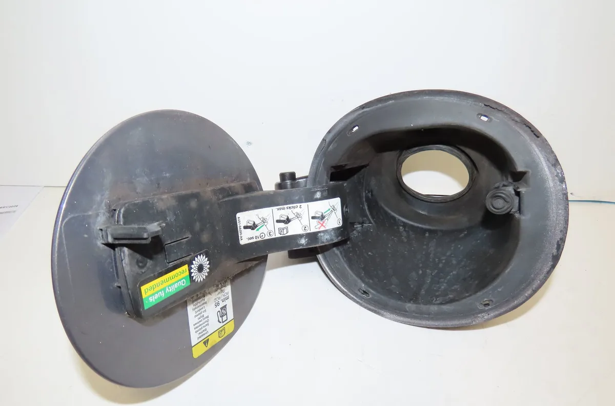 Volet de trappe carburant Ford C-MAX II (DXA-CB7, DXA-CEU) 1.0 ecoboost (2012-2019) occasion