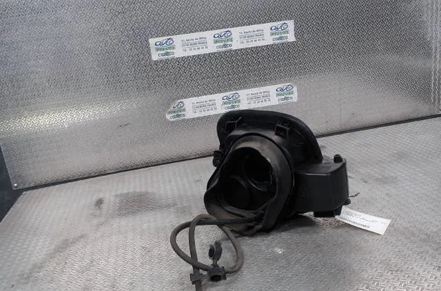 Volet de trappe carburant FORD FOCUS 4  FOCUS 4 PHASE 1 occasion