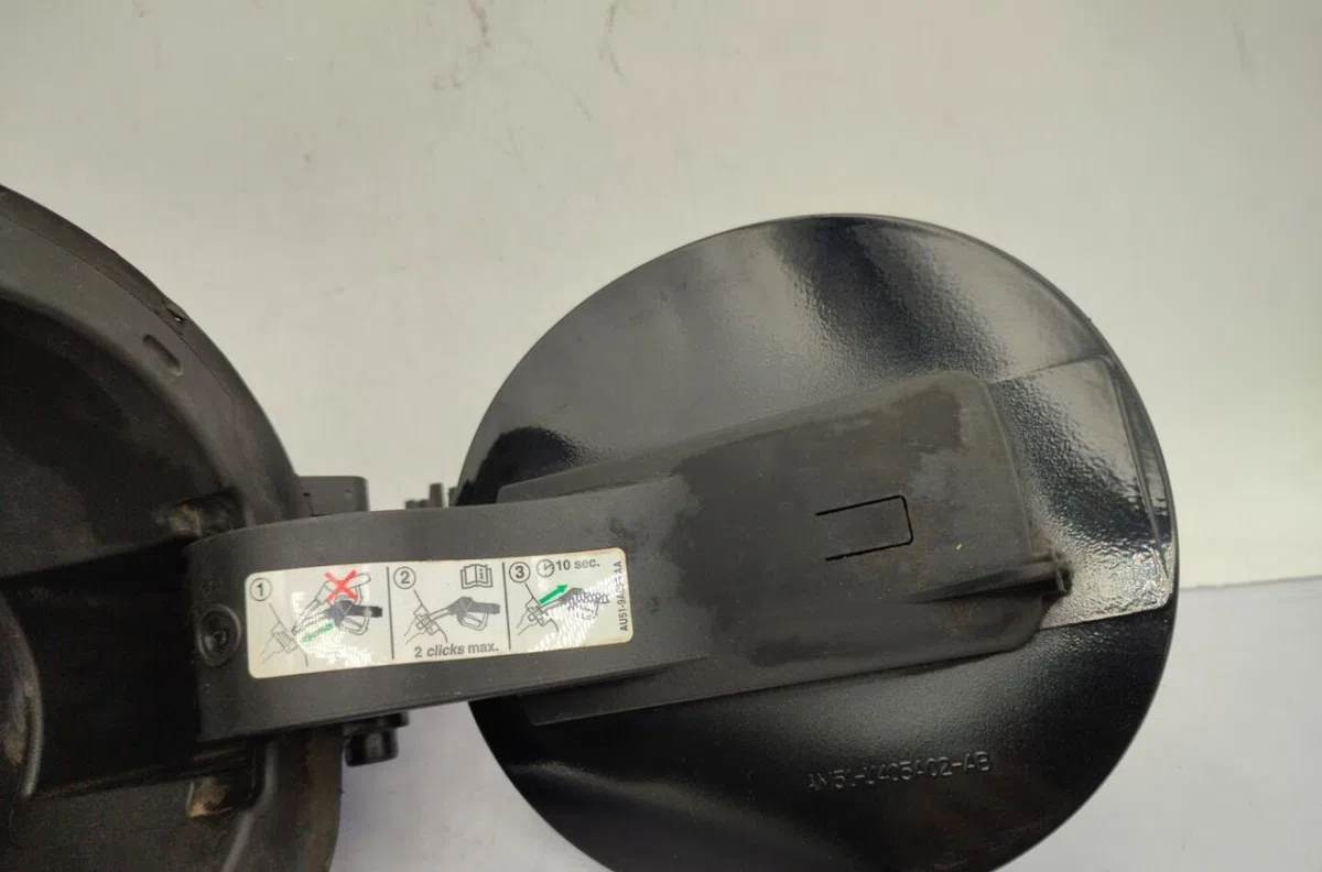 Volet de trappe carburant FORD GRAND C-MAX 2 PHASE 1 occasion