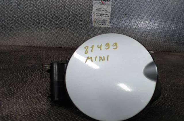 Volet de trappe carburant MINI MINI 1 R50-R53 MINI 1 R50-R53 PHASE 1 occasion
