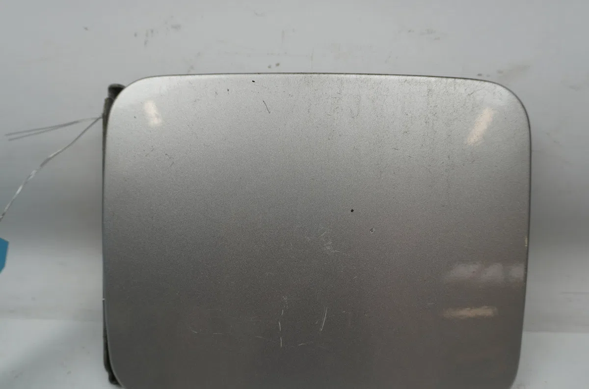 Volet de trappe carburant Nissan ALMERA II Hatchback (N16) 1.8 (2000-2002) occasion
