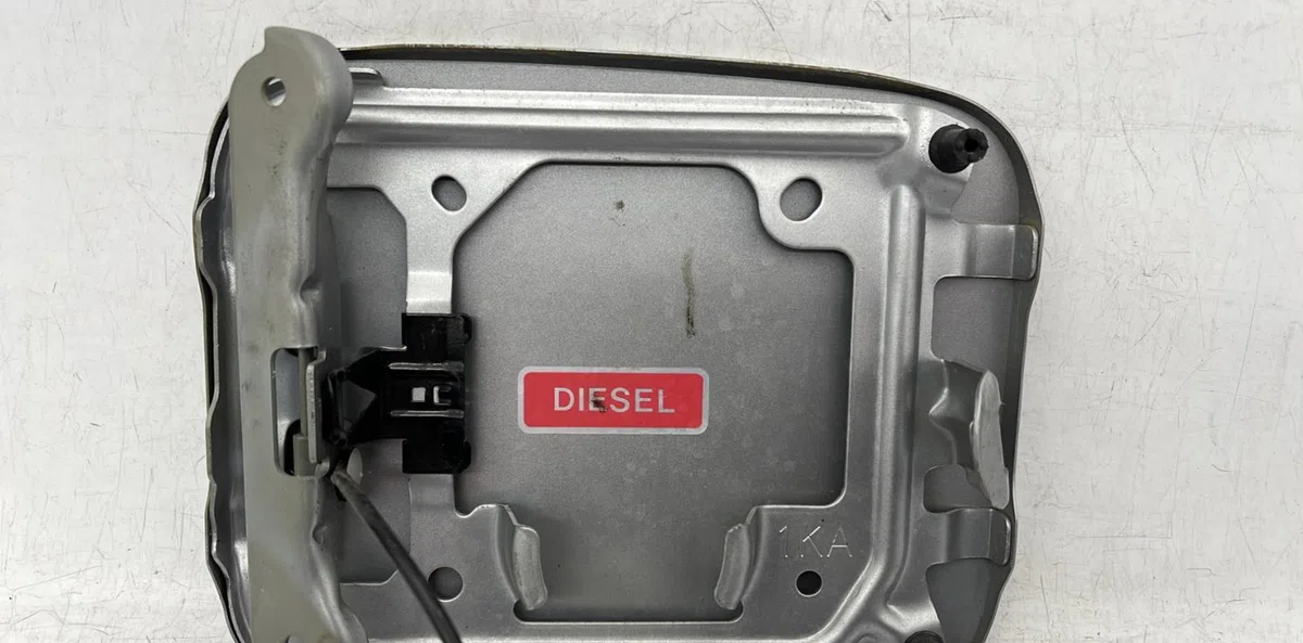 Volet de trappe carburant NISSAN JUKE 1 PHASE 2 occasion