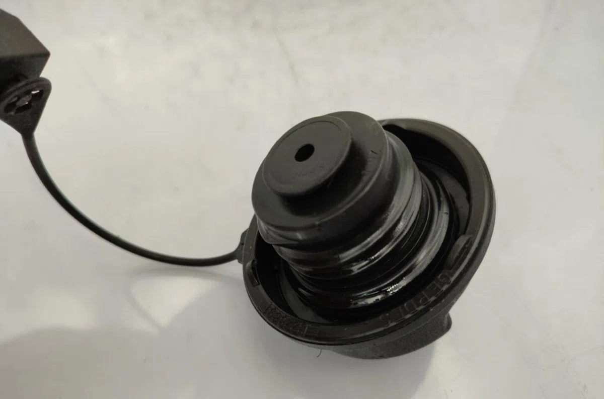 Volet de trappe carburant OPEL CORSA D PHASE 1 occasion