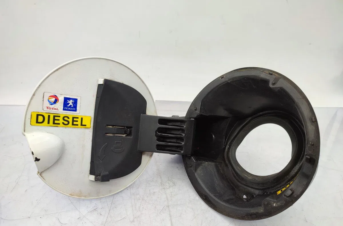 Volet de trappe carburant PEUGEOT 207 PHASE 2 occasion