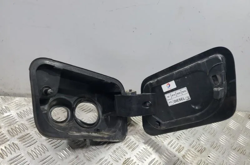 Volet de trappe carburant PEUGEOT 3008 2 PHASE 1 occasion