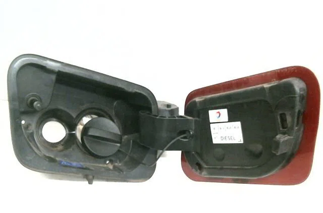Volet de trappe carburant PEUGEOT 3008 occasion
