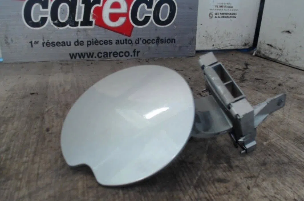 Volet de trappe carburant PEUGEOT 307  307 PHASE 2 BREAK occasion